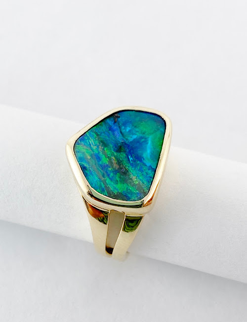 Australian Opal Ring Gold