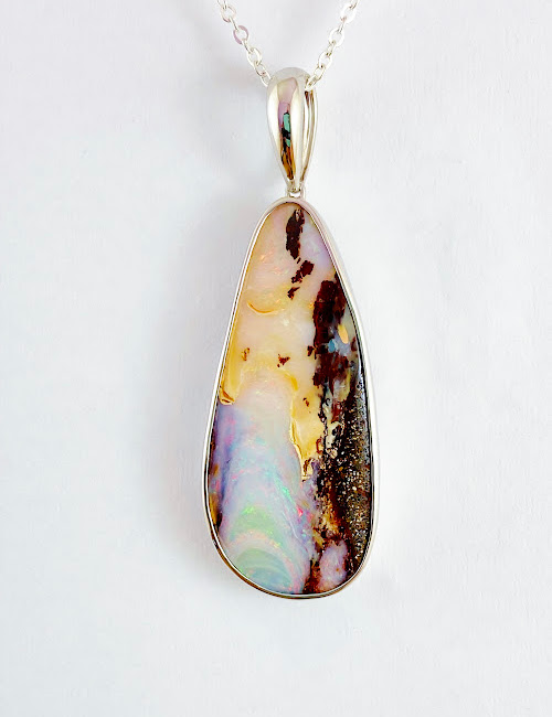 Australian Opal Oval Pendant Necklace 14k Yellow Gold | The Wind Opal