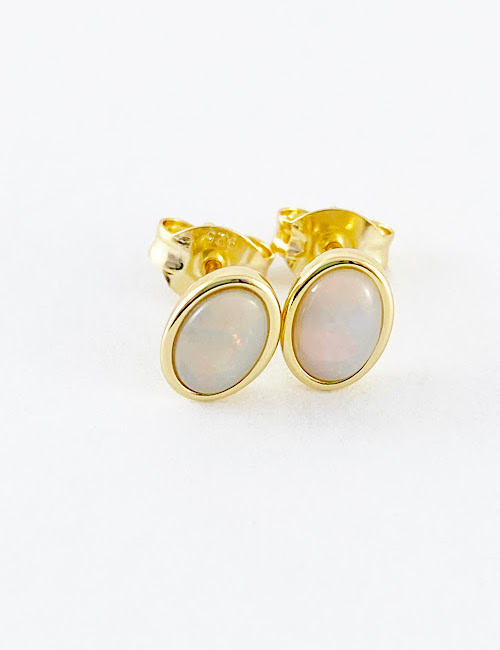 light opal earrings SE455