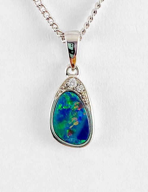 Australian opal necklace DOP458