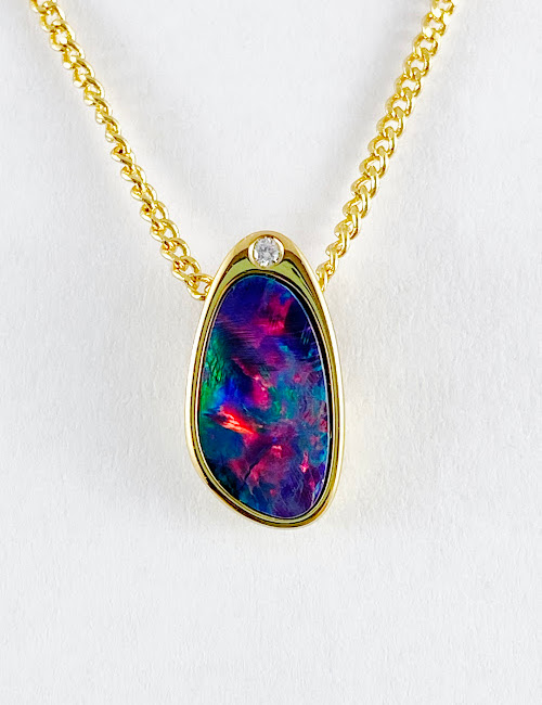 gold opal pendant DOP465